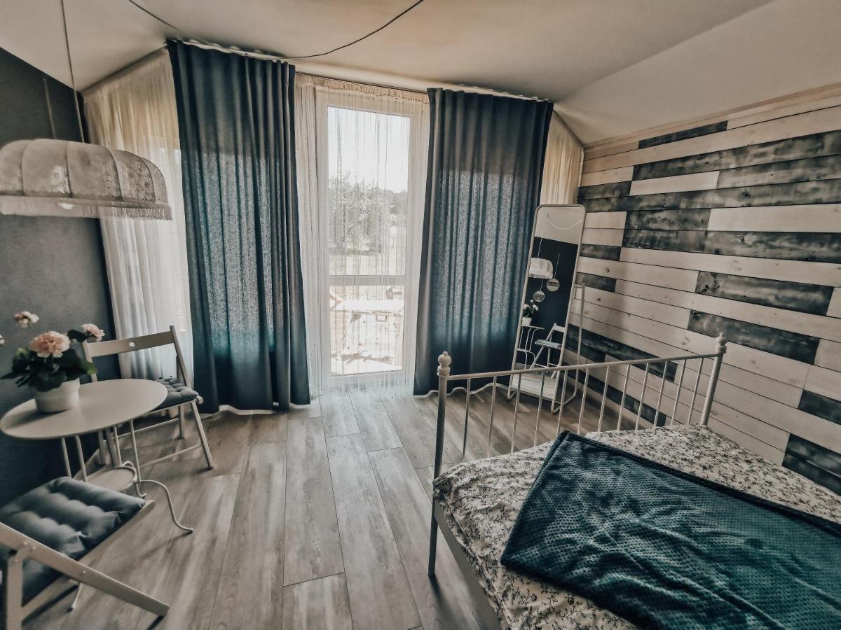 Viesu Maja Kalnaruski Ape Kültér fotó