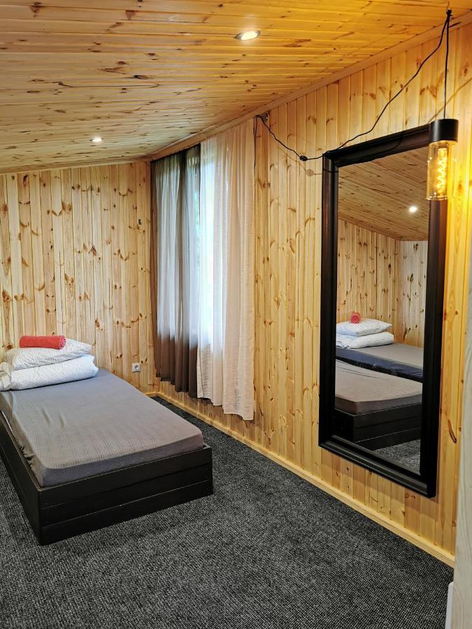 Viesu Maja Kalnaruski Ape Kültér fotó